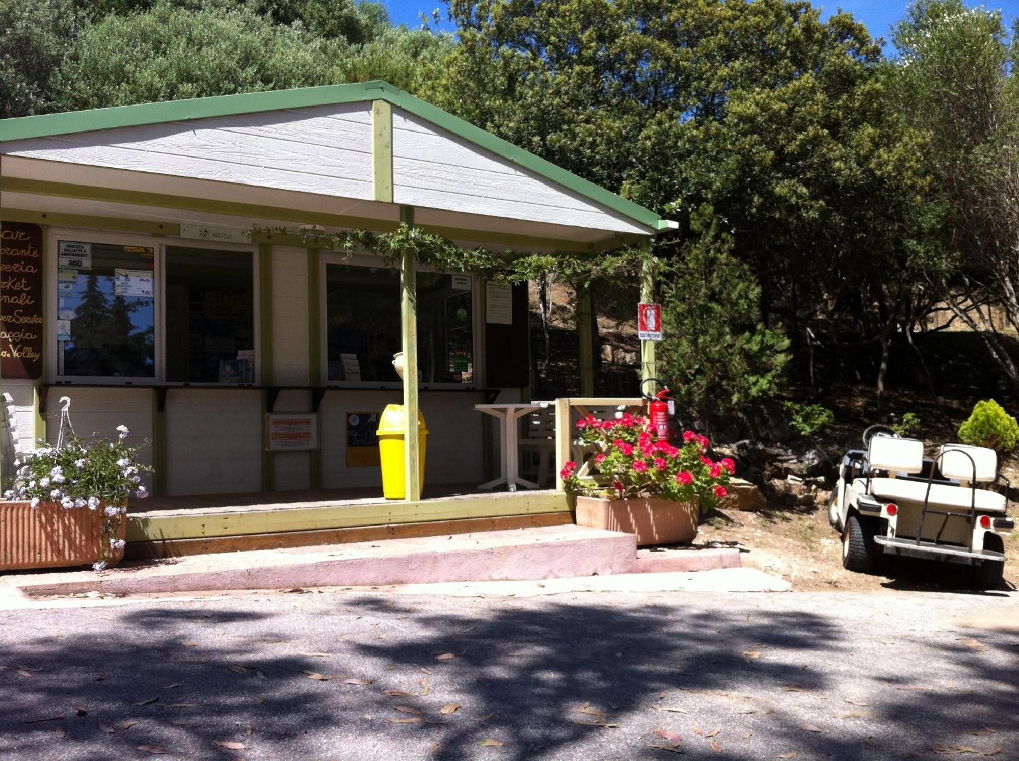 La Liccia - Camping&Village Santa Teresa Gallura Exterior photo